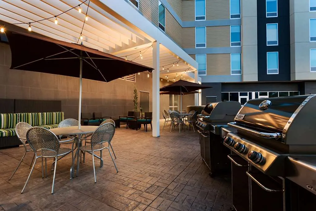 Homewood Suites By Hilton Tampa Airport - Westshore Hotel